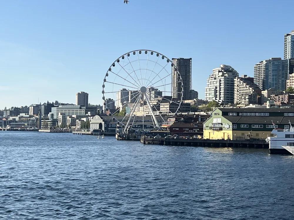 Seattle Great Wheel on the waterfront pier, seen from Puget Sound